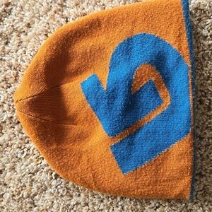 Burton reversible beanie, youth, guc